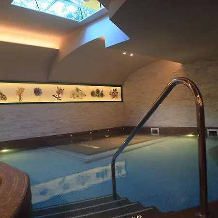 Relax Erica فندق